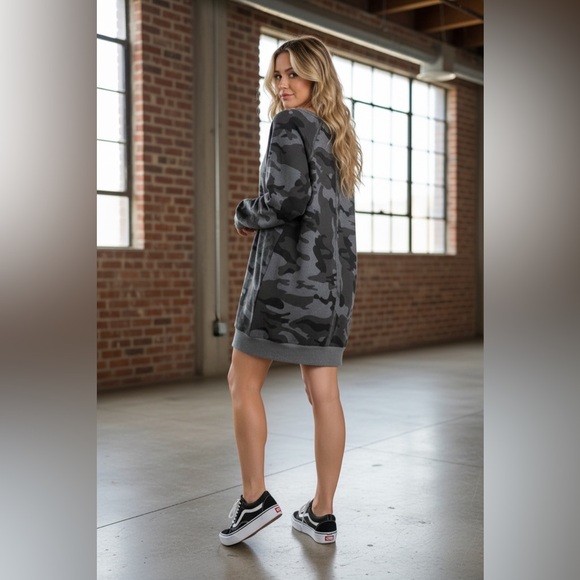 NWT UMGEE Camo Camouflage Sweatshirt Dress Charcoal Grey - Picture 4 of 5